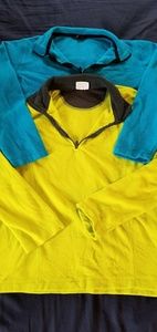 Active wear pullover sweaters